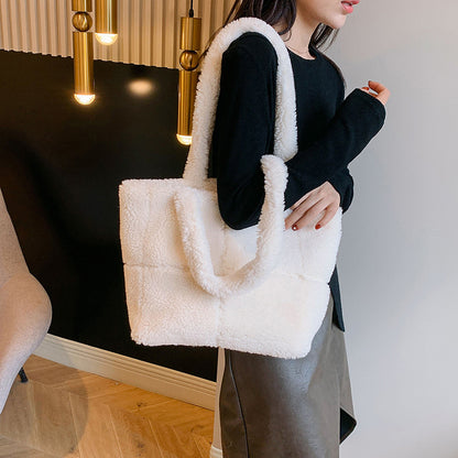 Women's Designer Luxury Plush Bag Winter Fashion Cute Tote Handbags Large Capacity Portable Single Shoulder Furry Bags